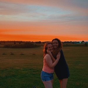 Meet your Posher, Leah